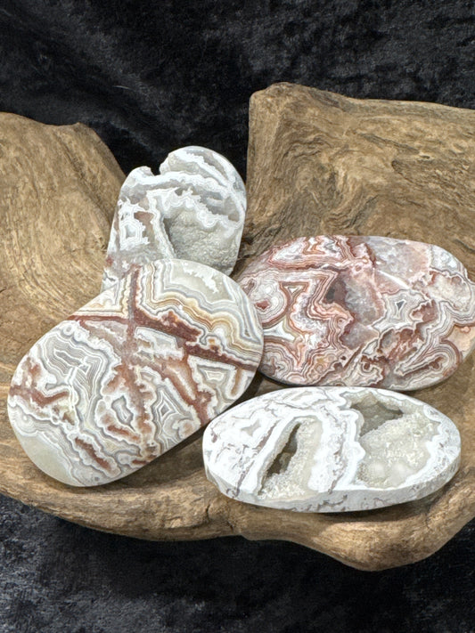 Crazy lace agate palm stones