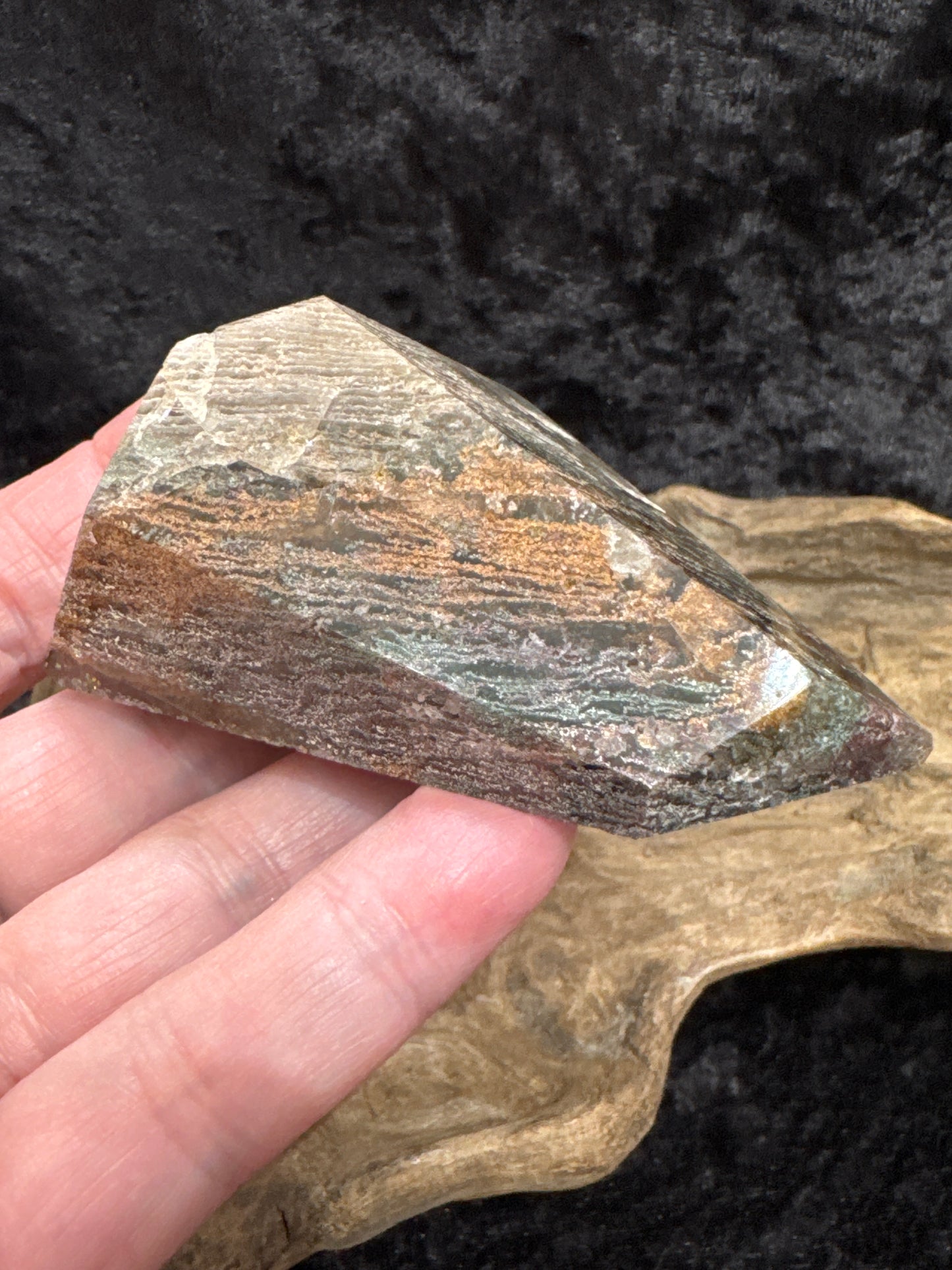 Lodolite Free Form (Abstract Shape)