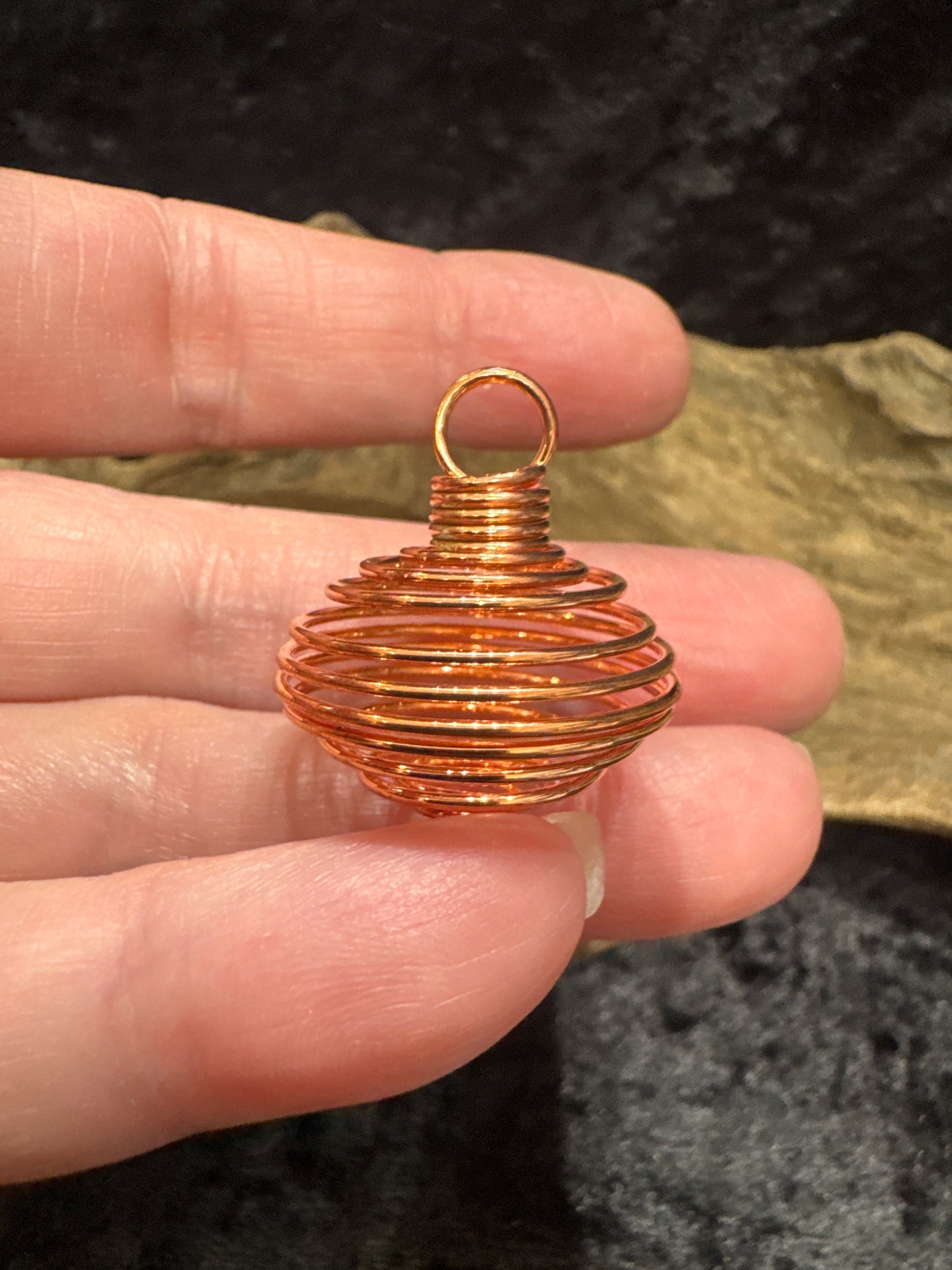 Crystal Cage Pendant (Expandable)