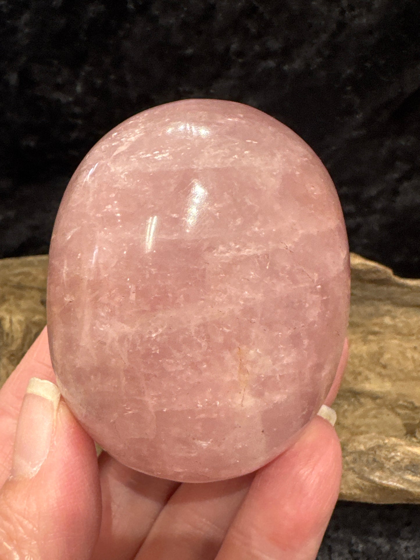 Rose quartz palm stone