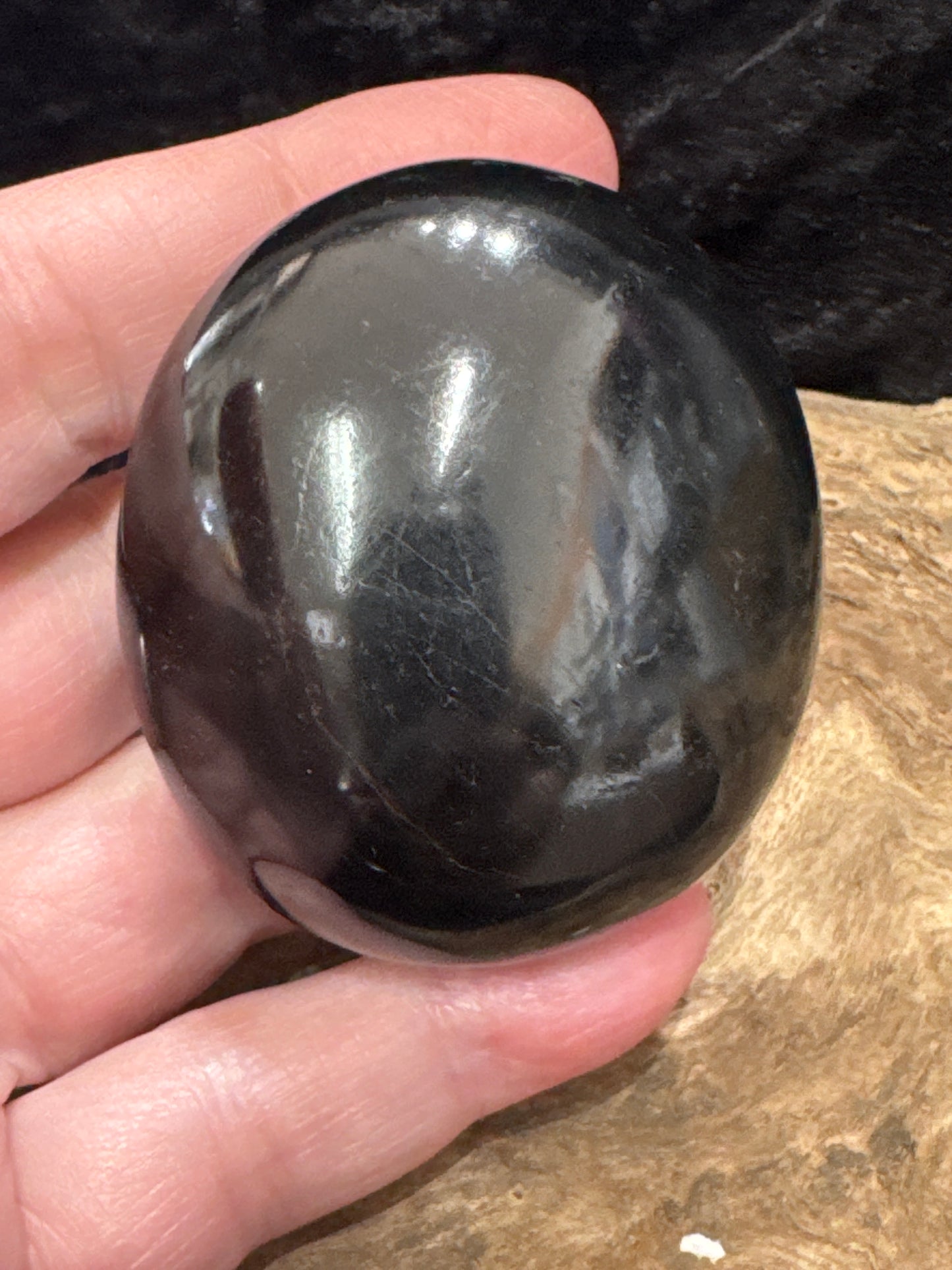 Black tourmaline palm stones - Madagascar