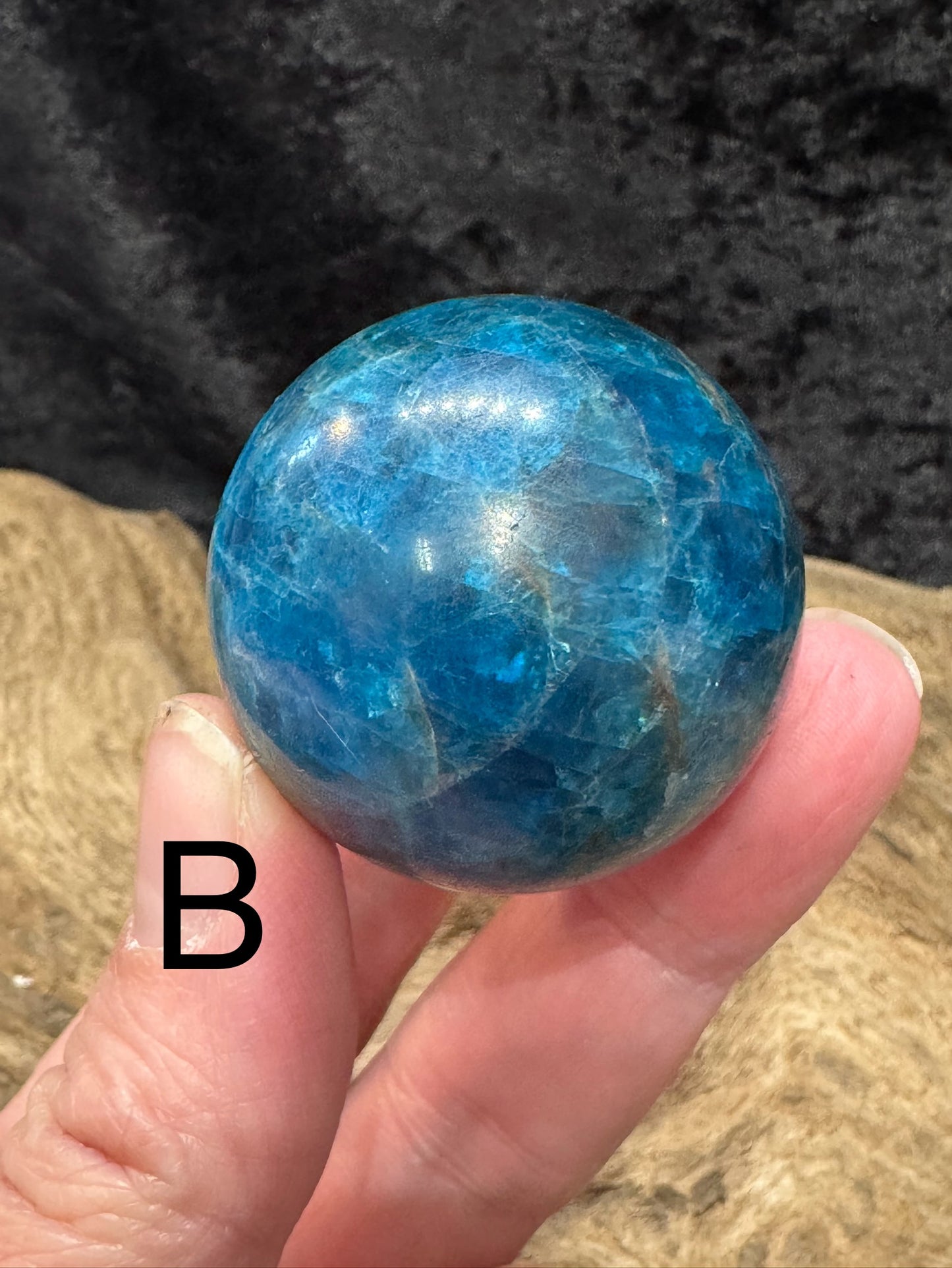 Apatite sphere