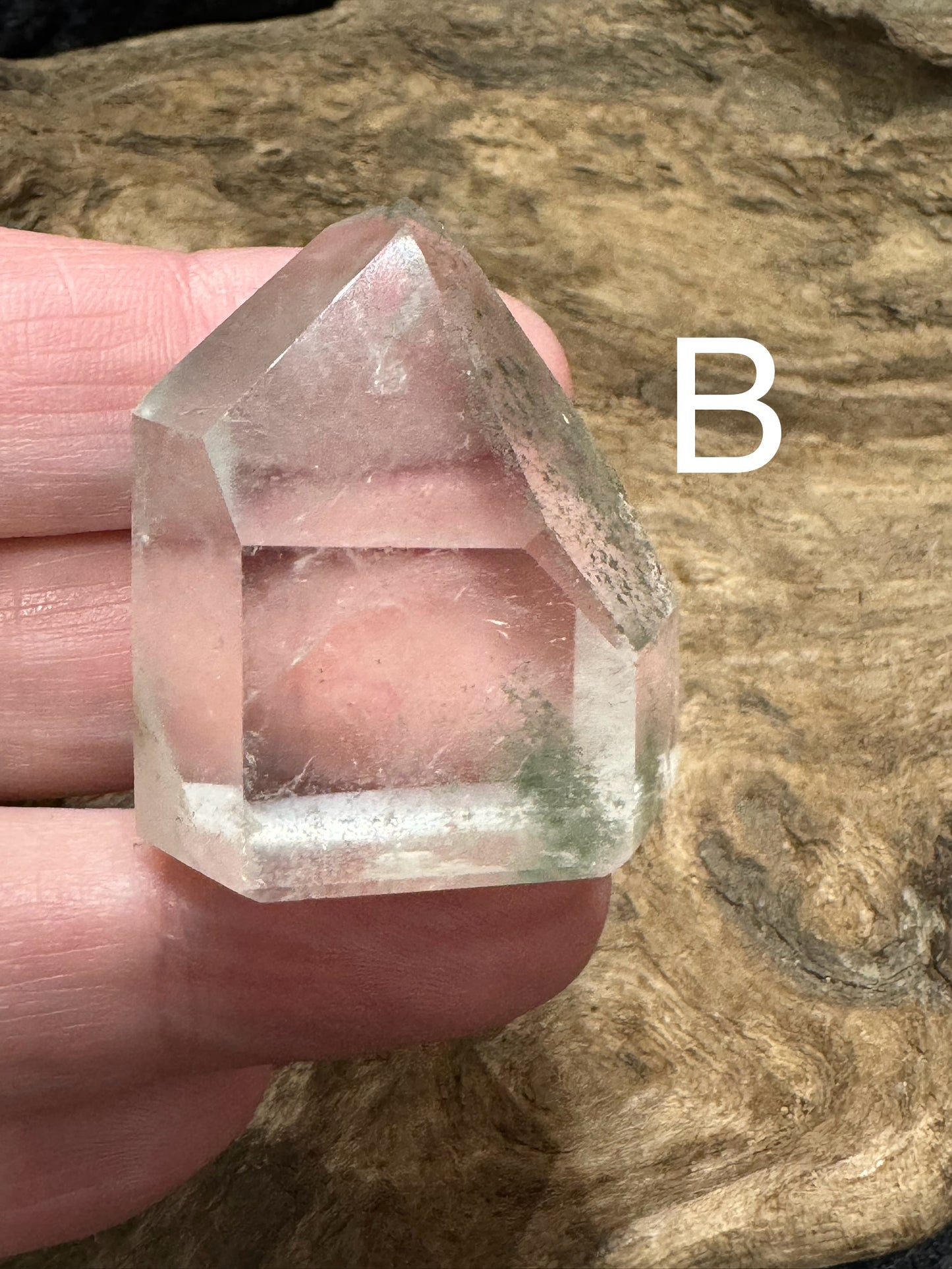 Lodolite polished points and freeform shapes