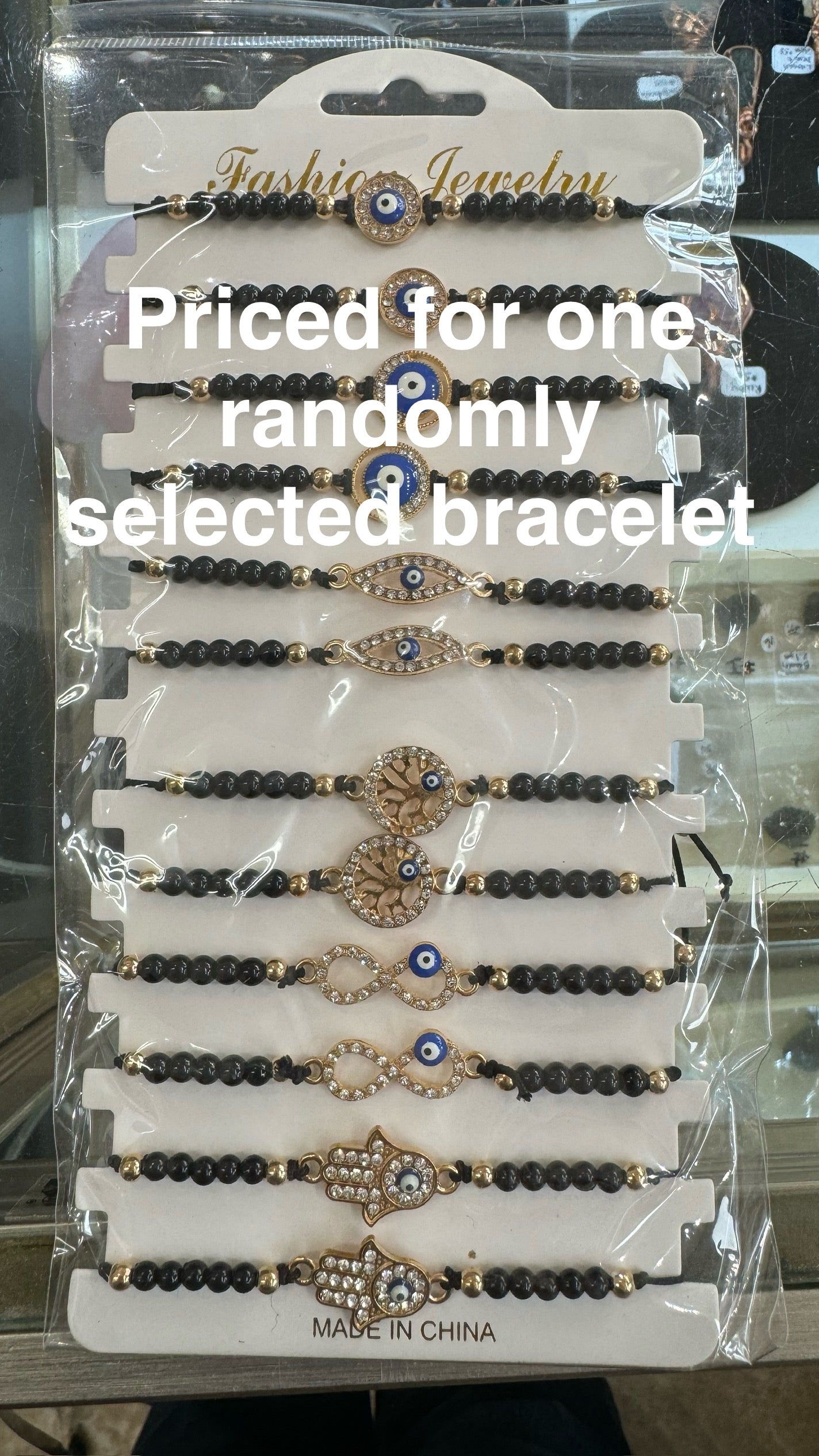 Adjustable string bracelet