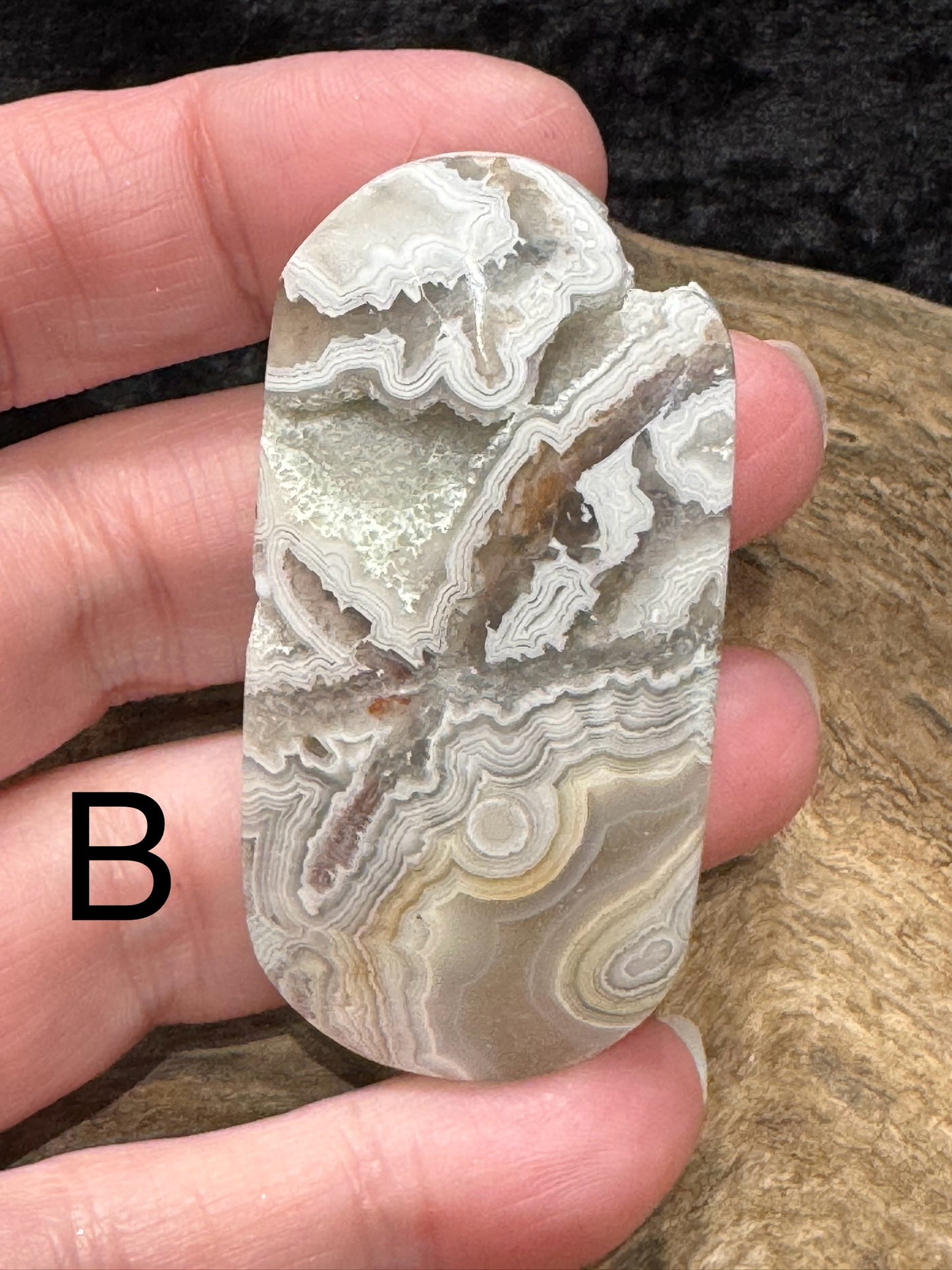 Crazy lace agate palm stones