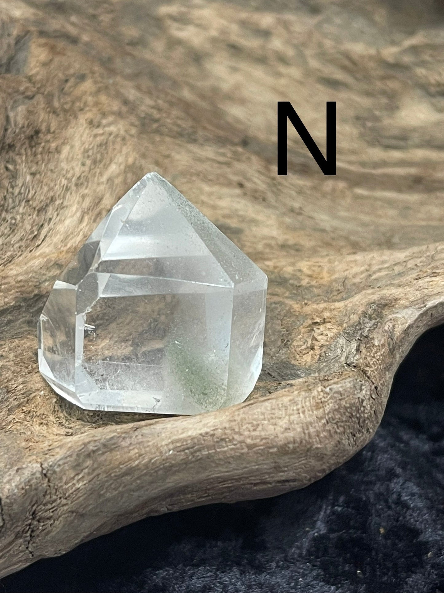 Lodolite polished points and freeform shapes