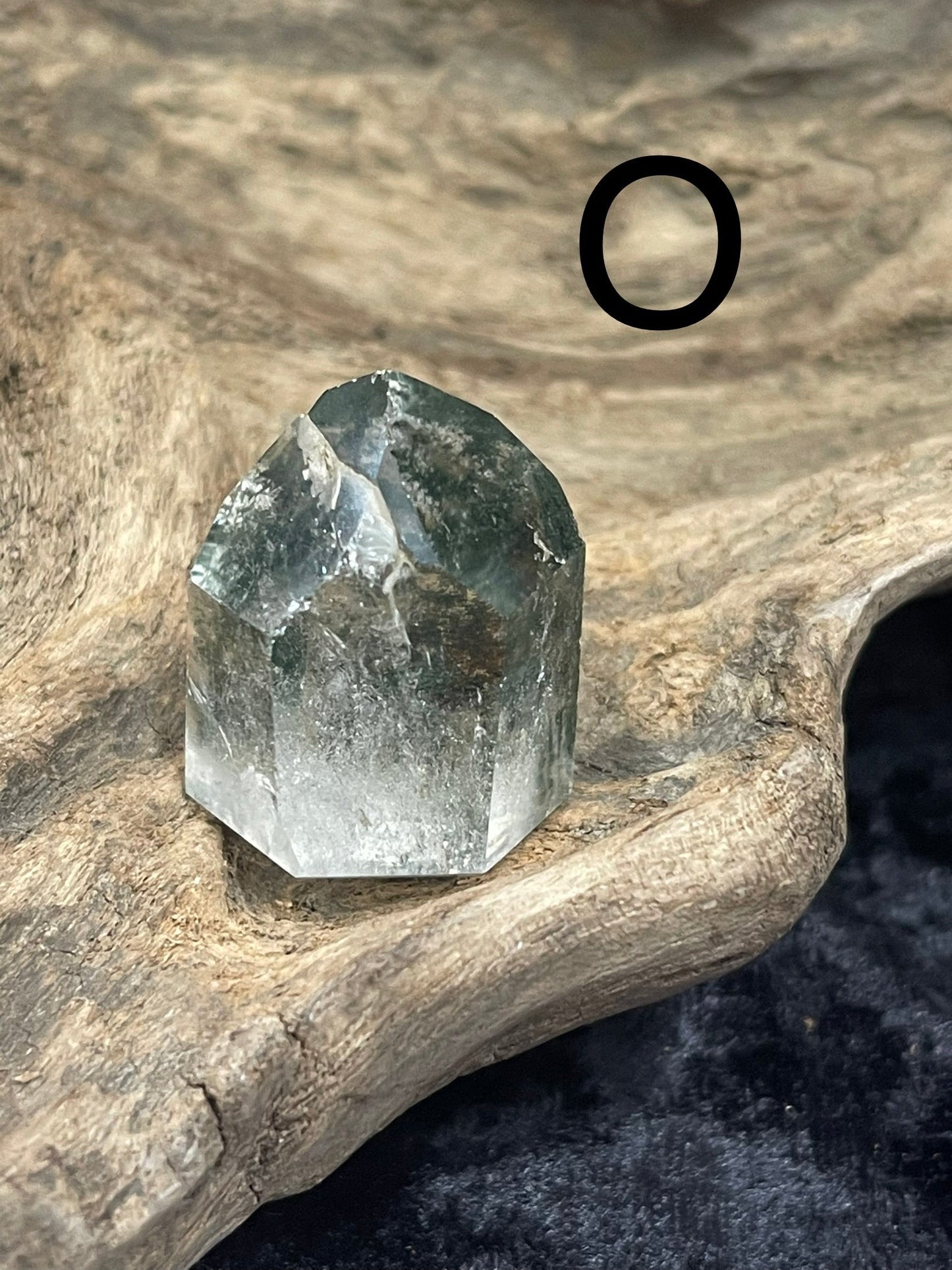 Lodolite polished points and freeform shapes