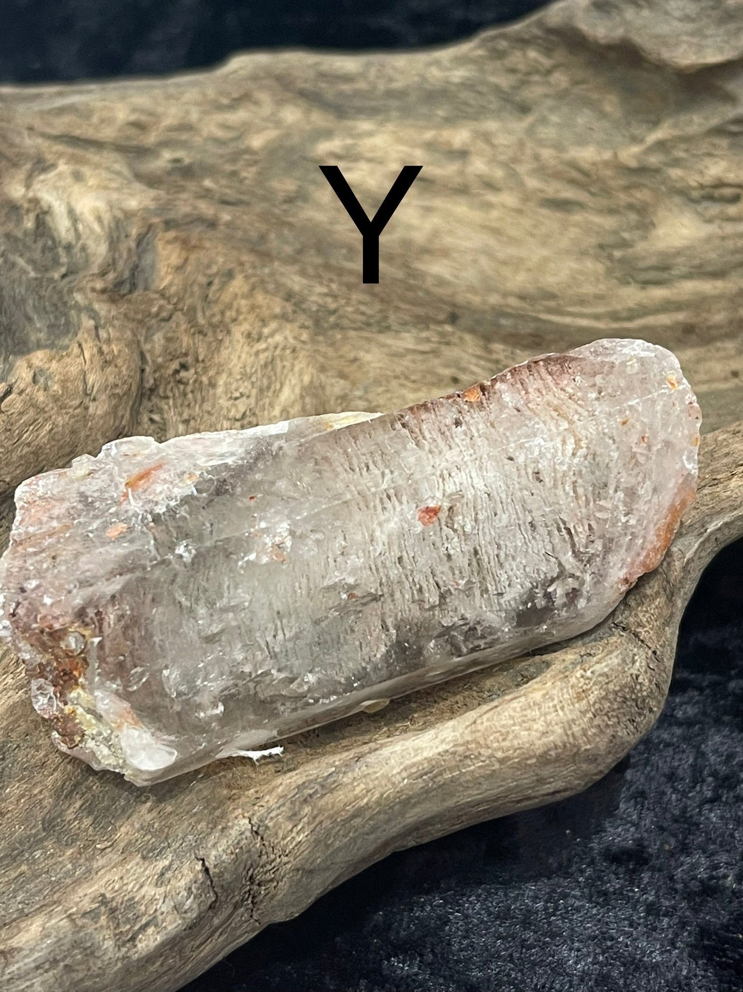 Lodolite polished points and freeform shapes