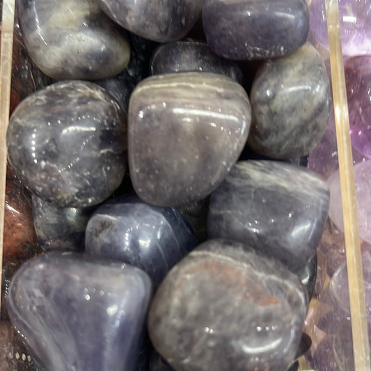 Tumbled Iolite