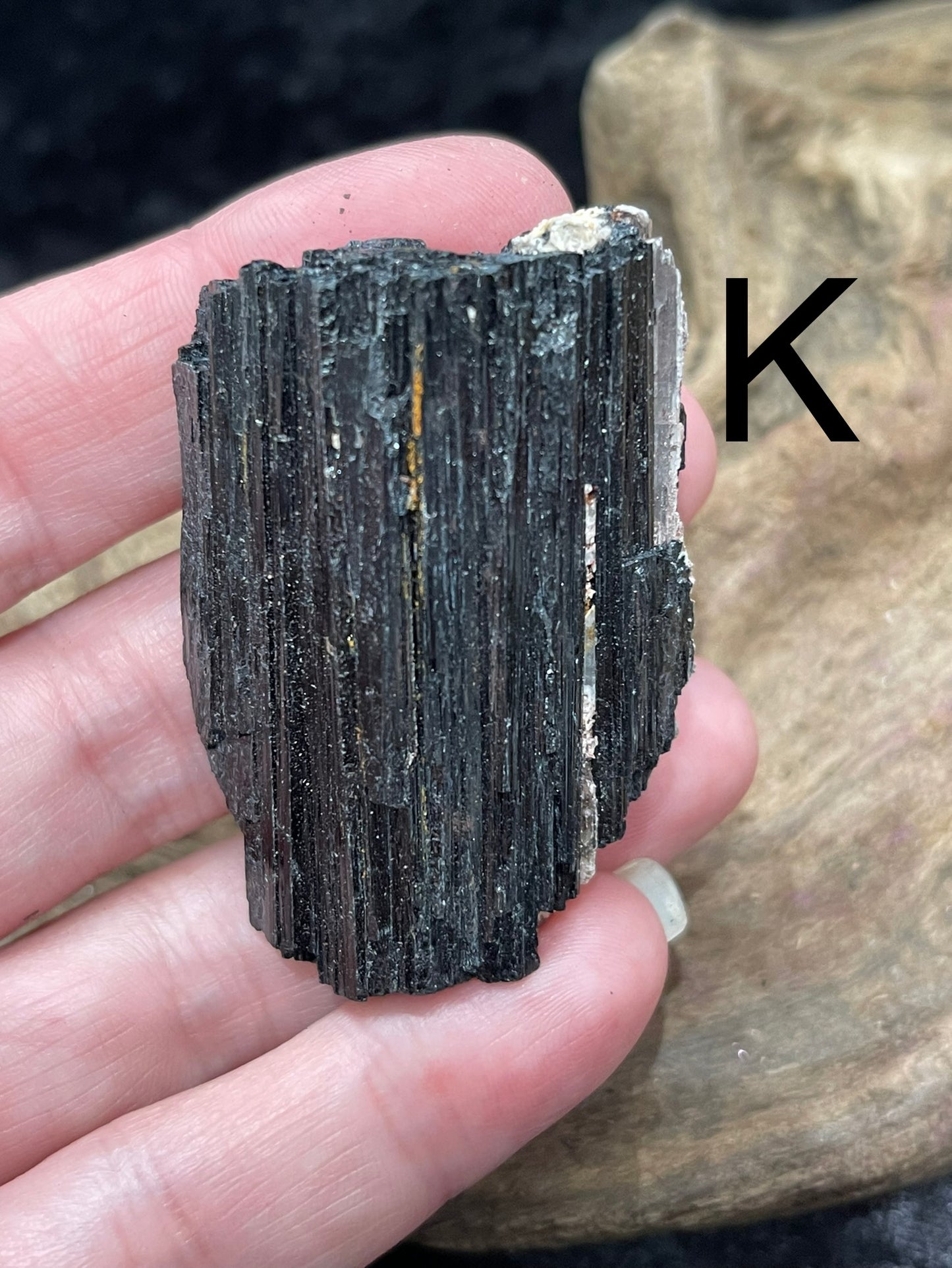 Black tourmaline - raw/rough
