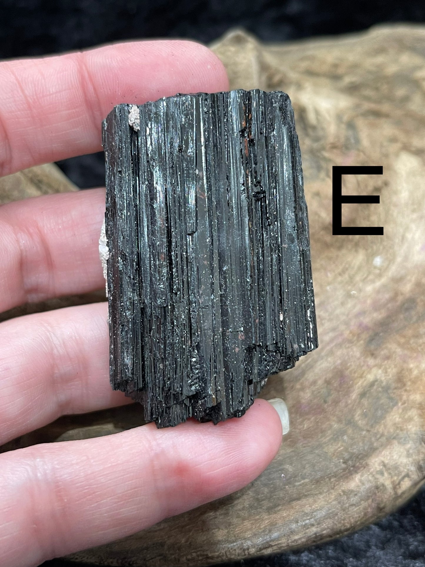 Black tourmaline - raw/rough