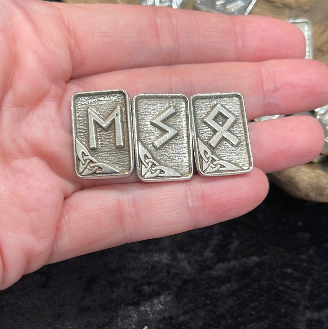 Rune pocket charms