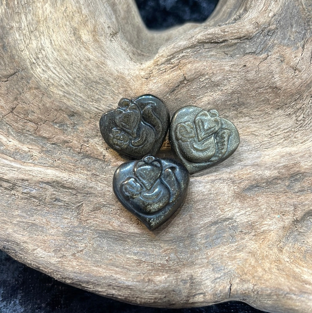 Gold sheen obsidian fox