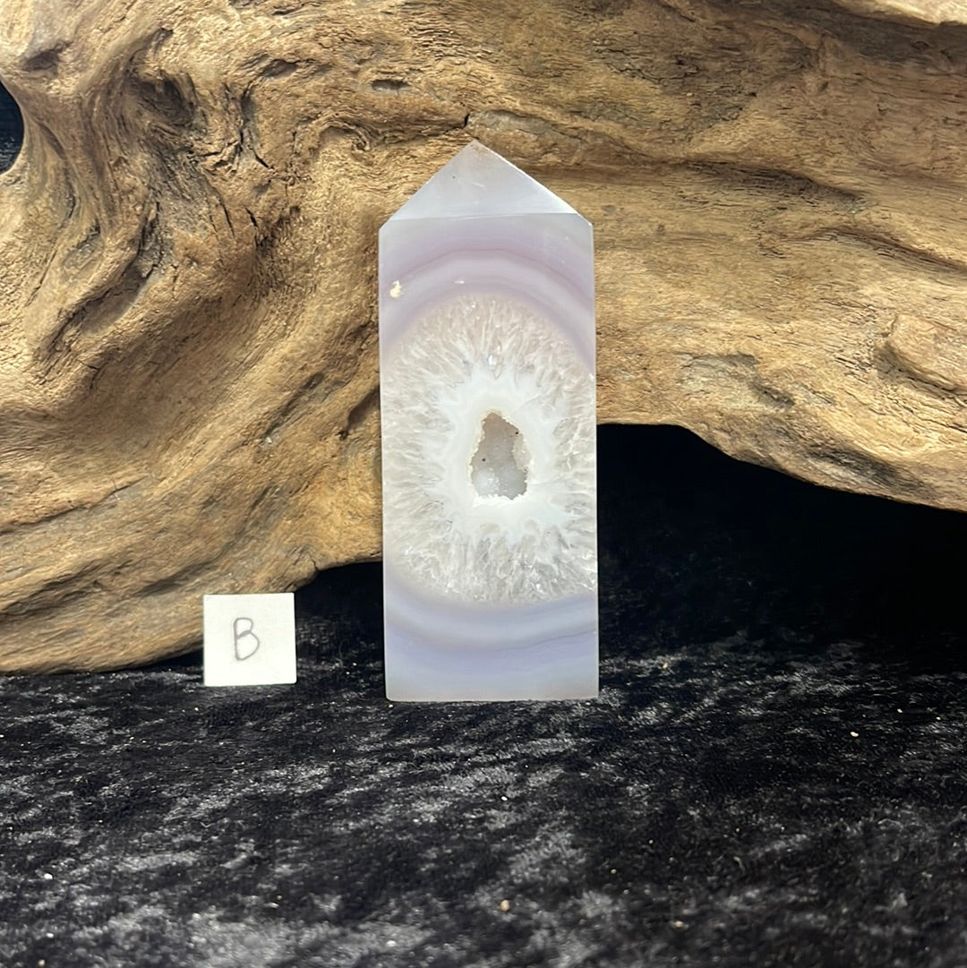 Druzy agate obelisk