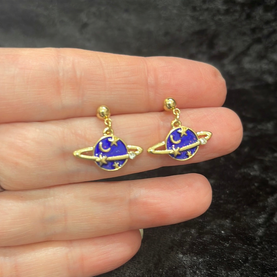 Stud style earrings
