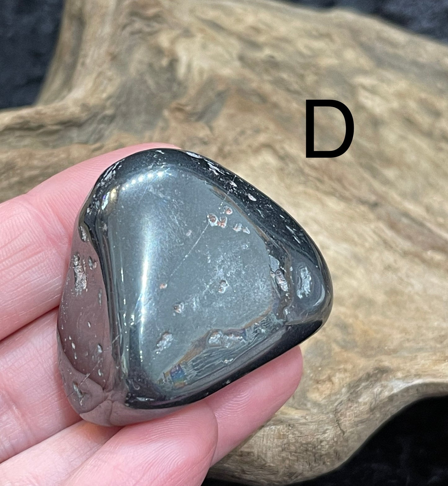 Hematite palm stone