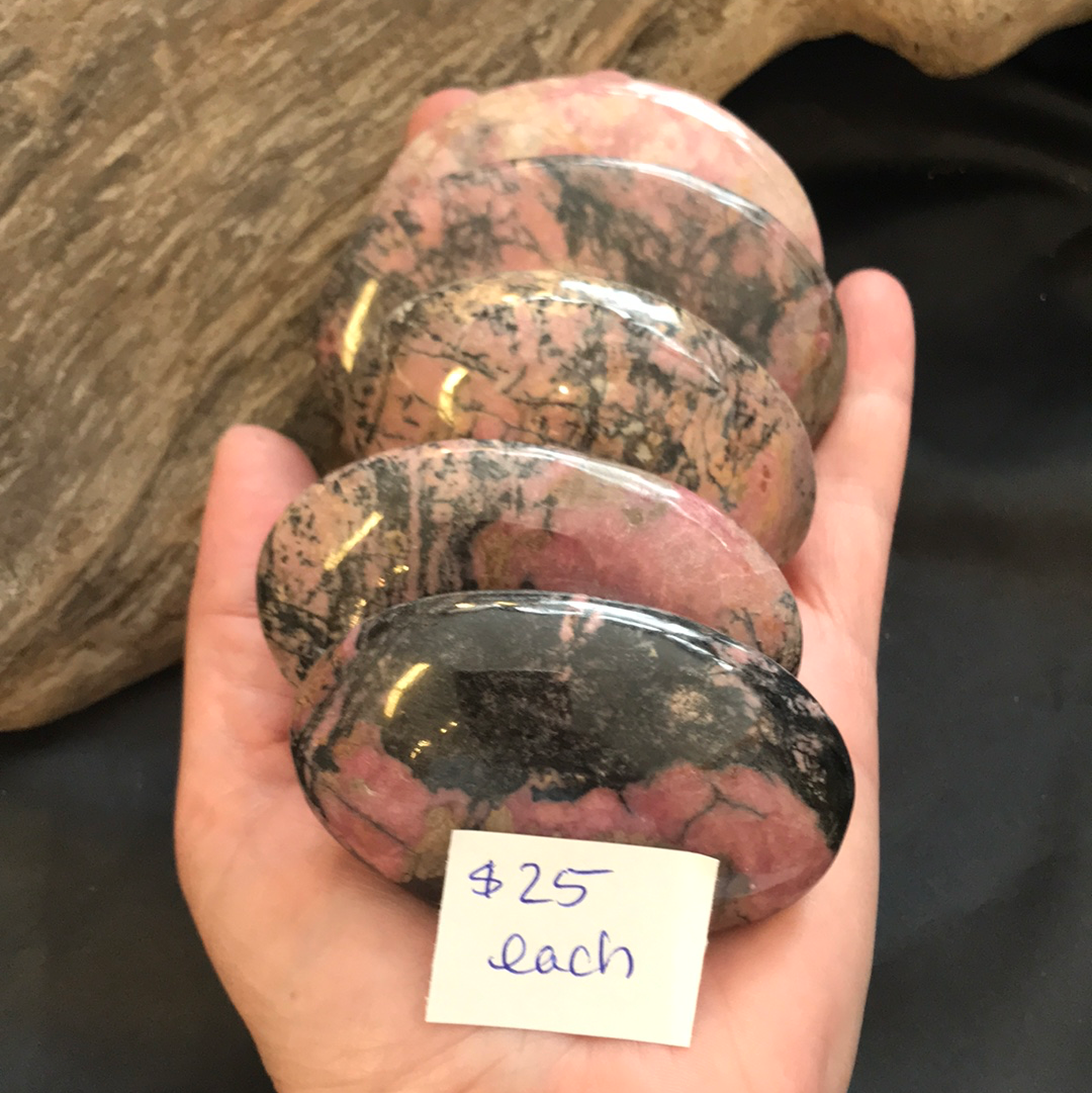 Rhodonite Palm stone