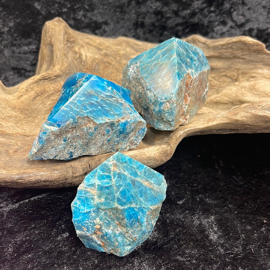 Apatite half polished points