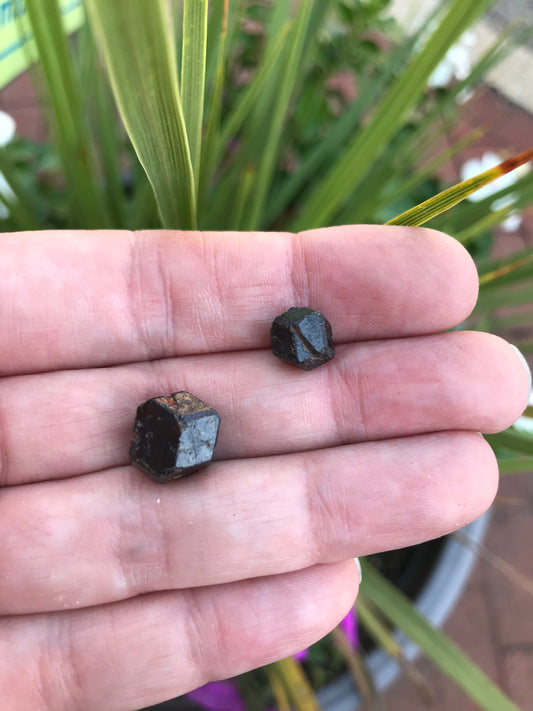 Black garnet