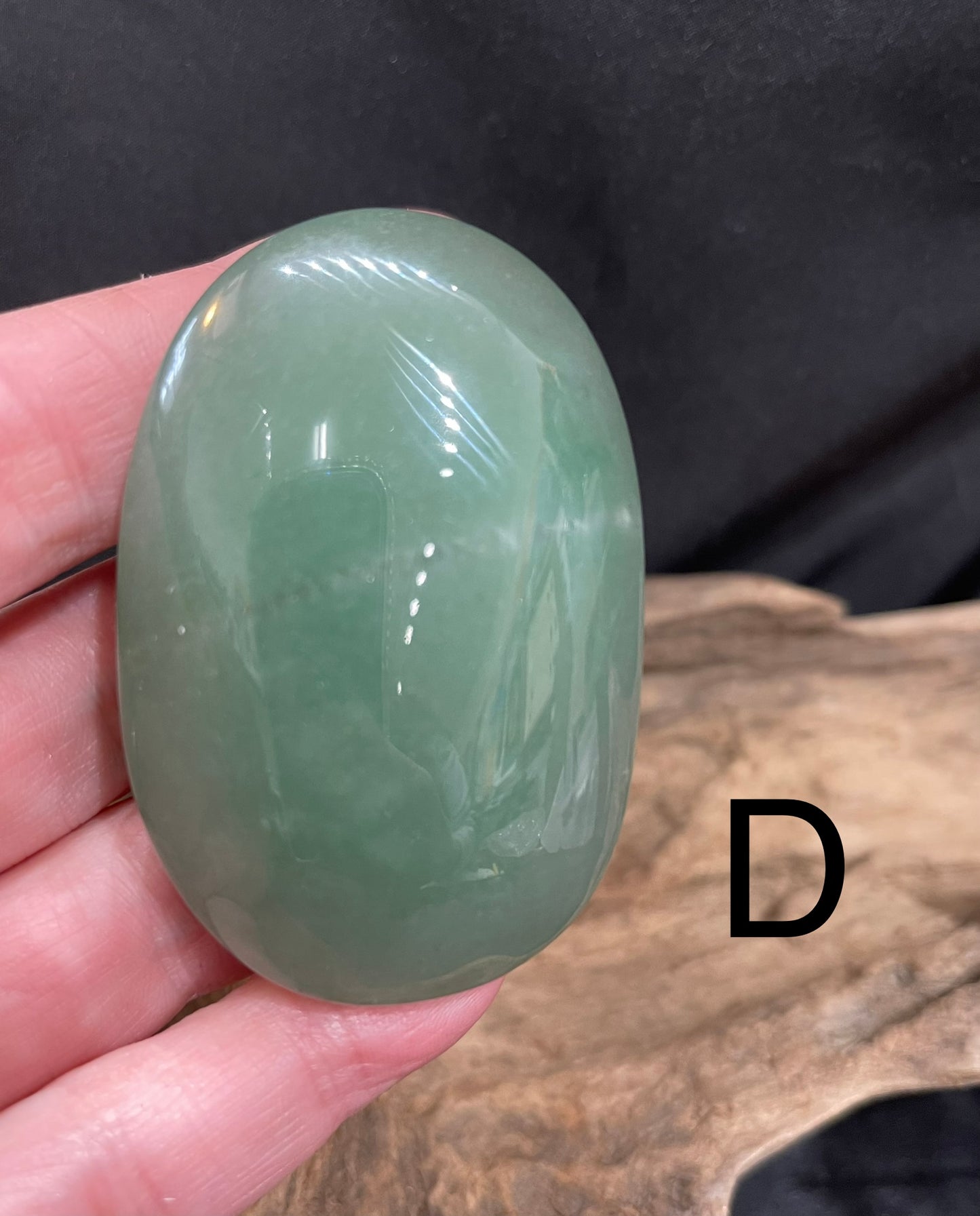 Aventurine palm stone