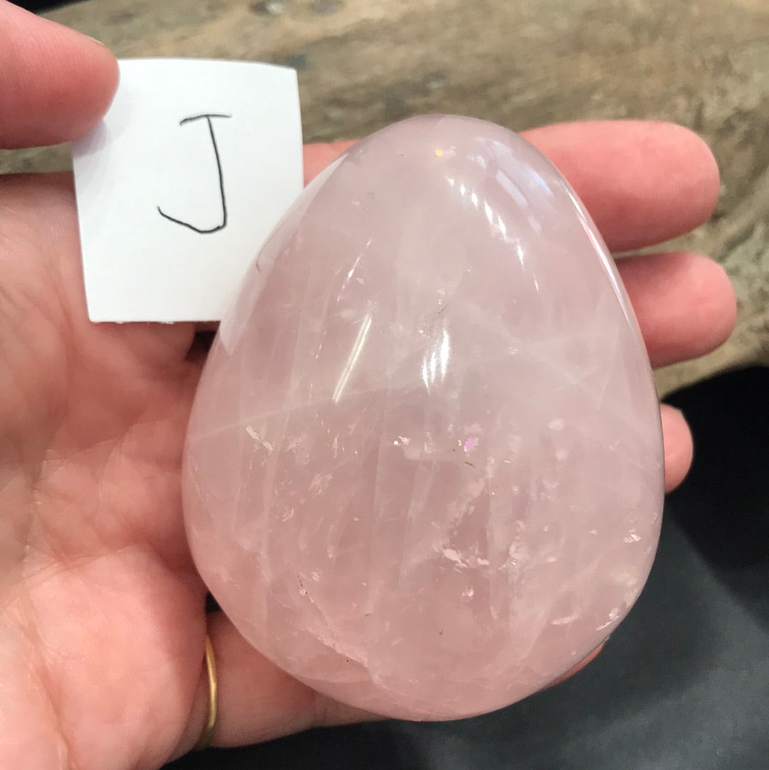 Rose quartz palm stone