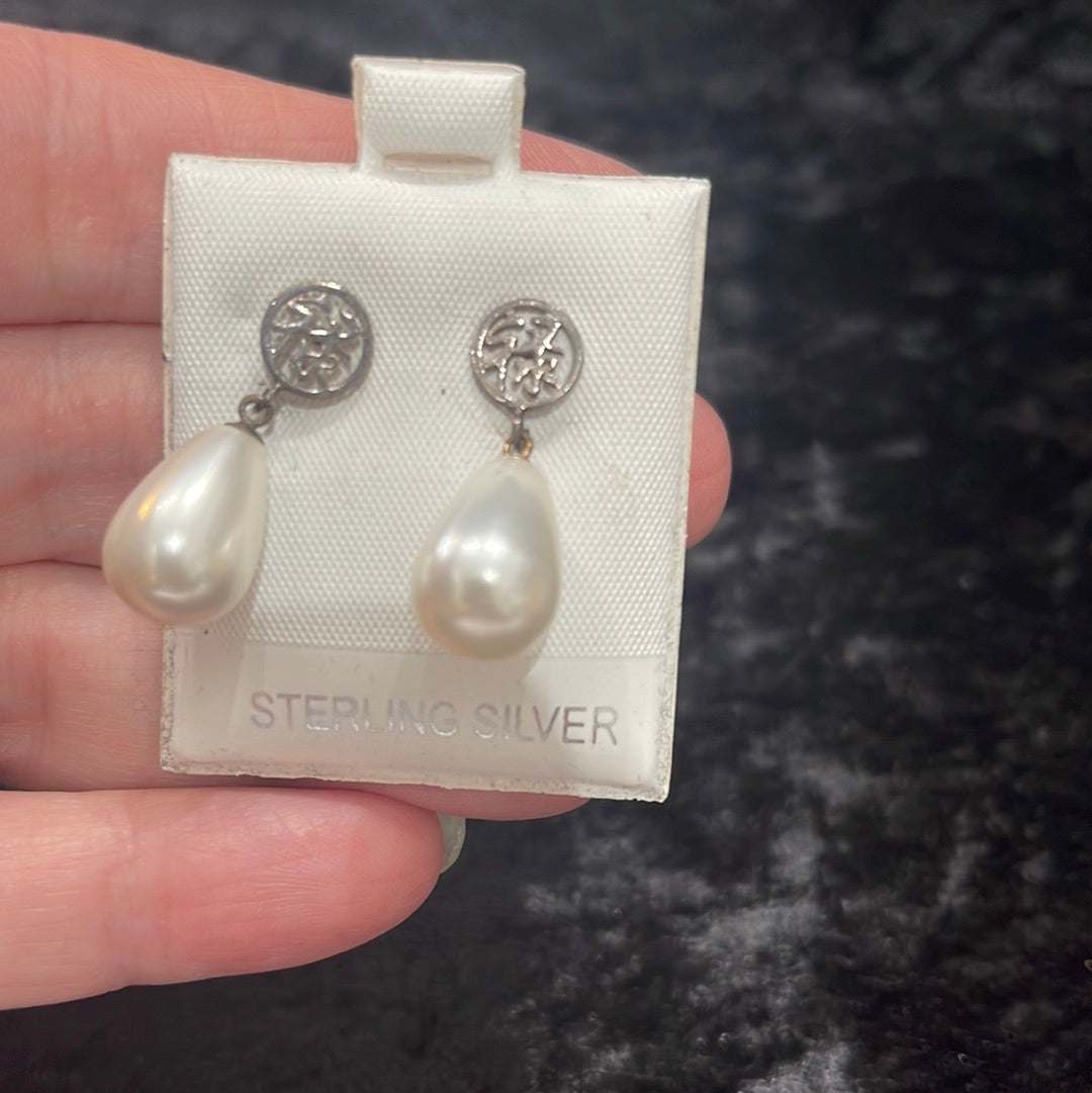 Stud style earrings