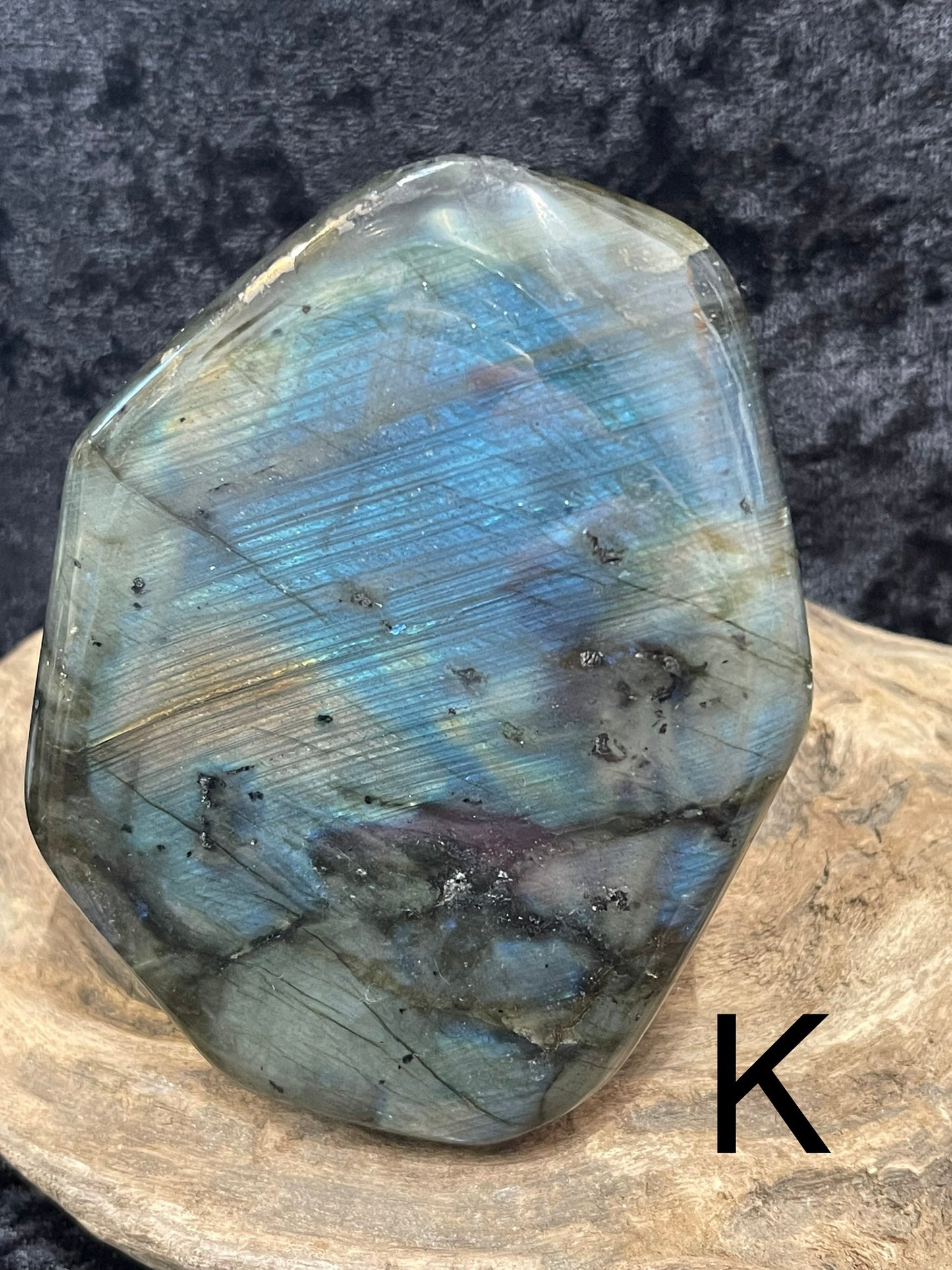 Labradorite polished free form