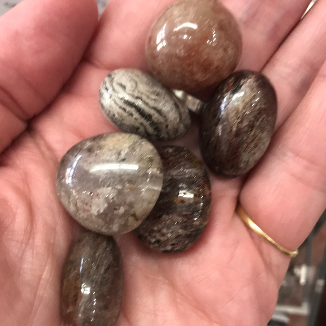 Tumbled Thousand Layer lodolite quartz
