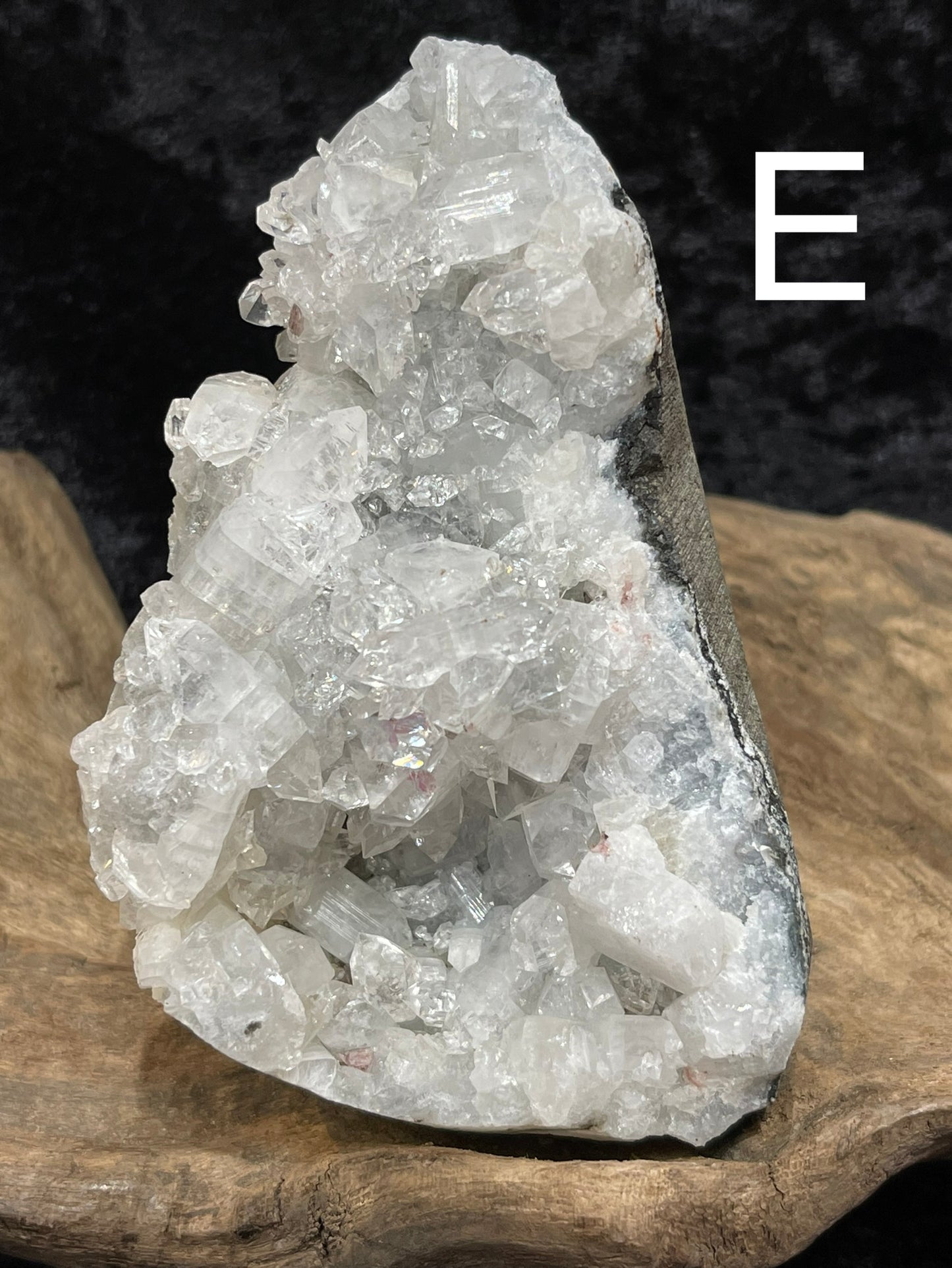Zeolite clusters