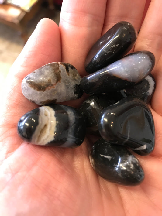Tumbled Sardonyx