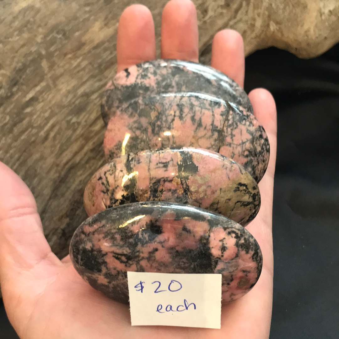 Rhodonite Palm stone