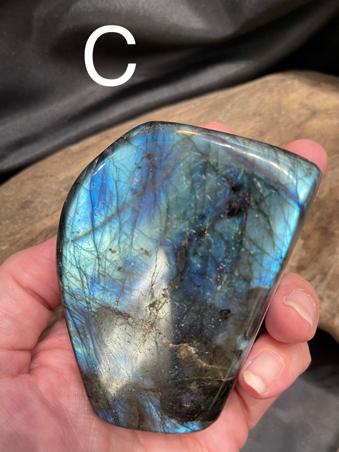 Labradorite polished free form