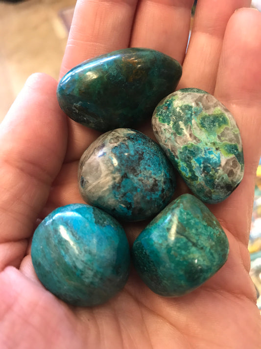 Tumbled chrysocolla