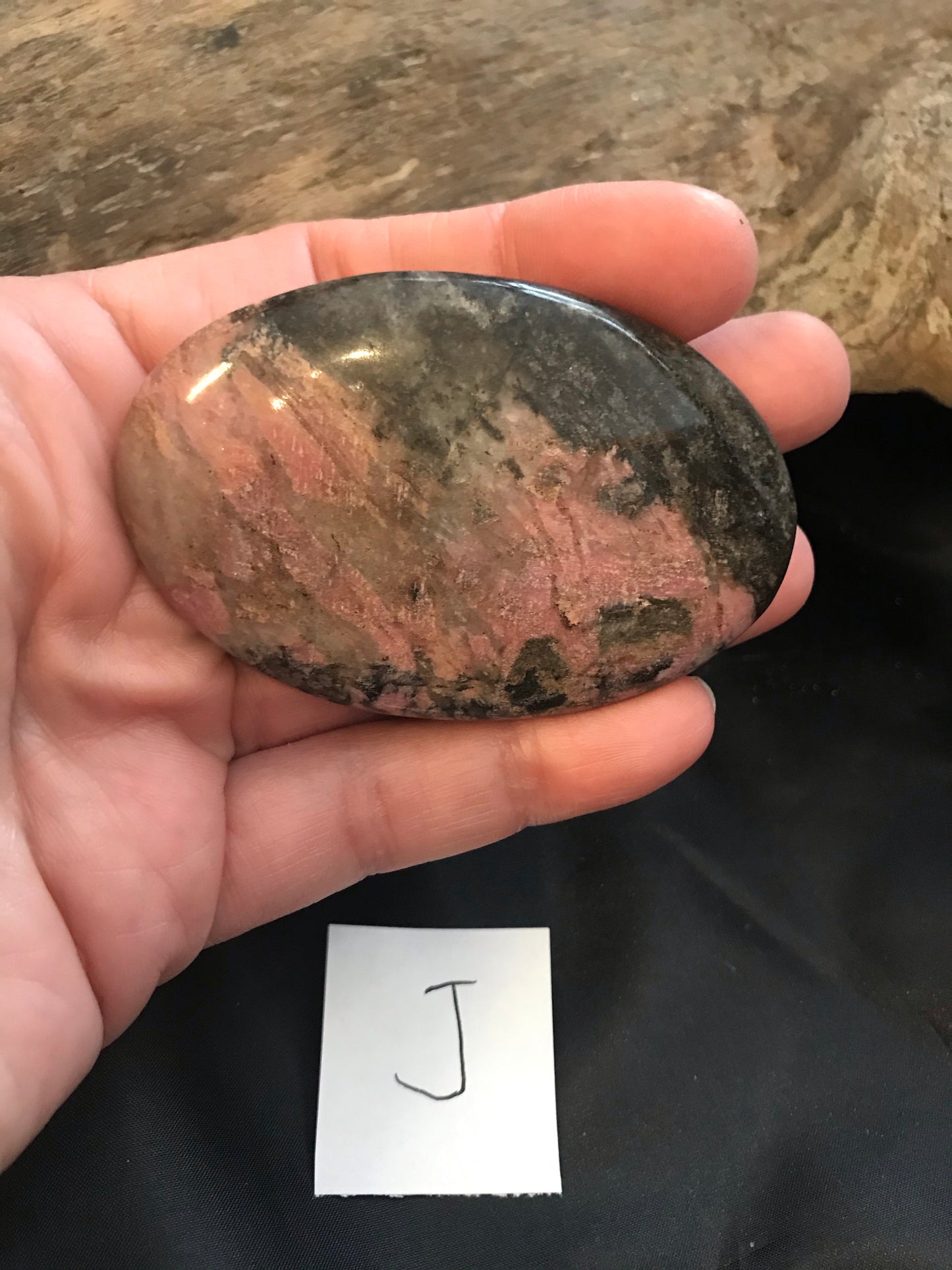 Rhodonite Palm stone
