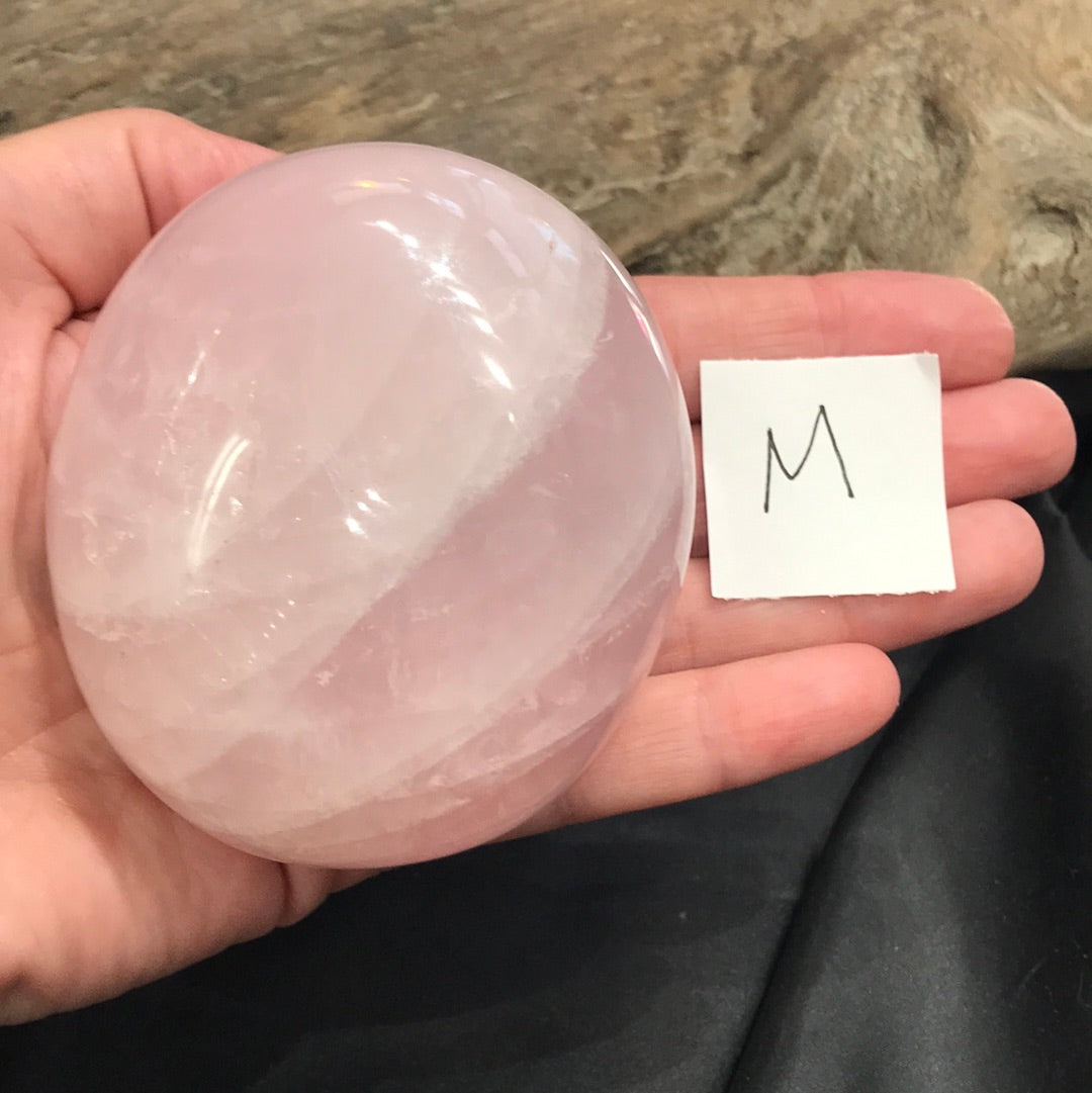 Rose quartz palm stone
