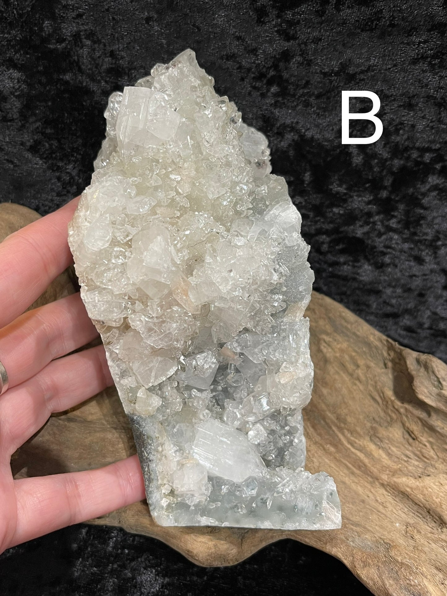 Zeolite clusters