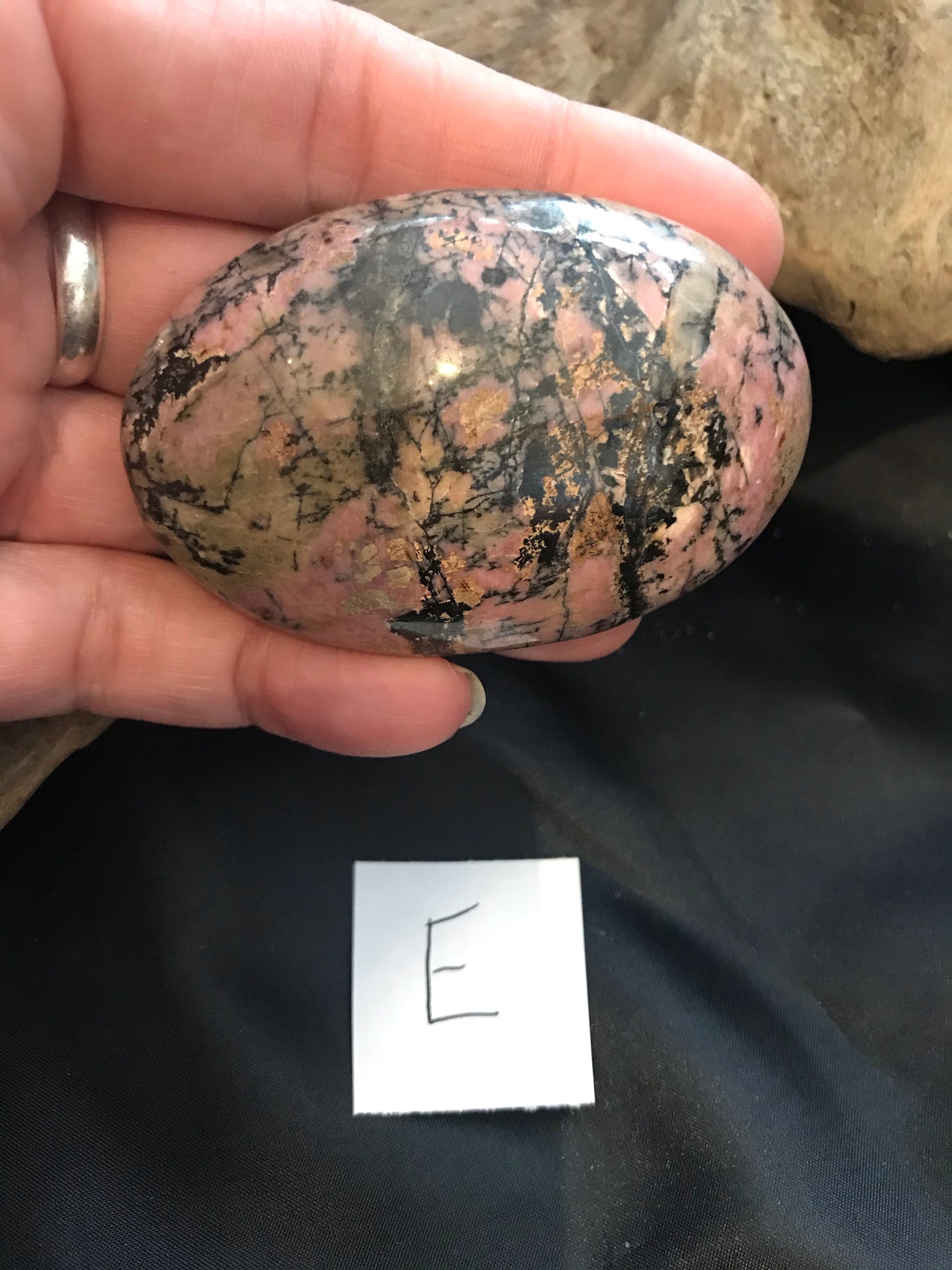 Rhodonite Palm stone