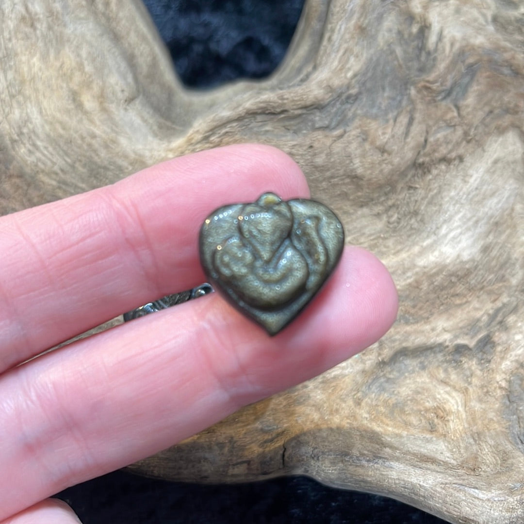 Gold sheen obsidian fox