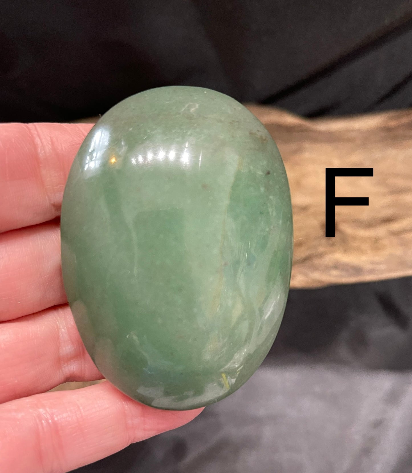 Aventurine palm stone