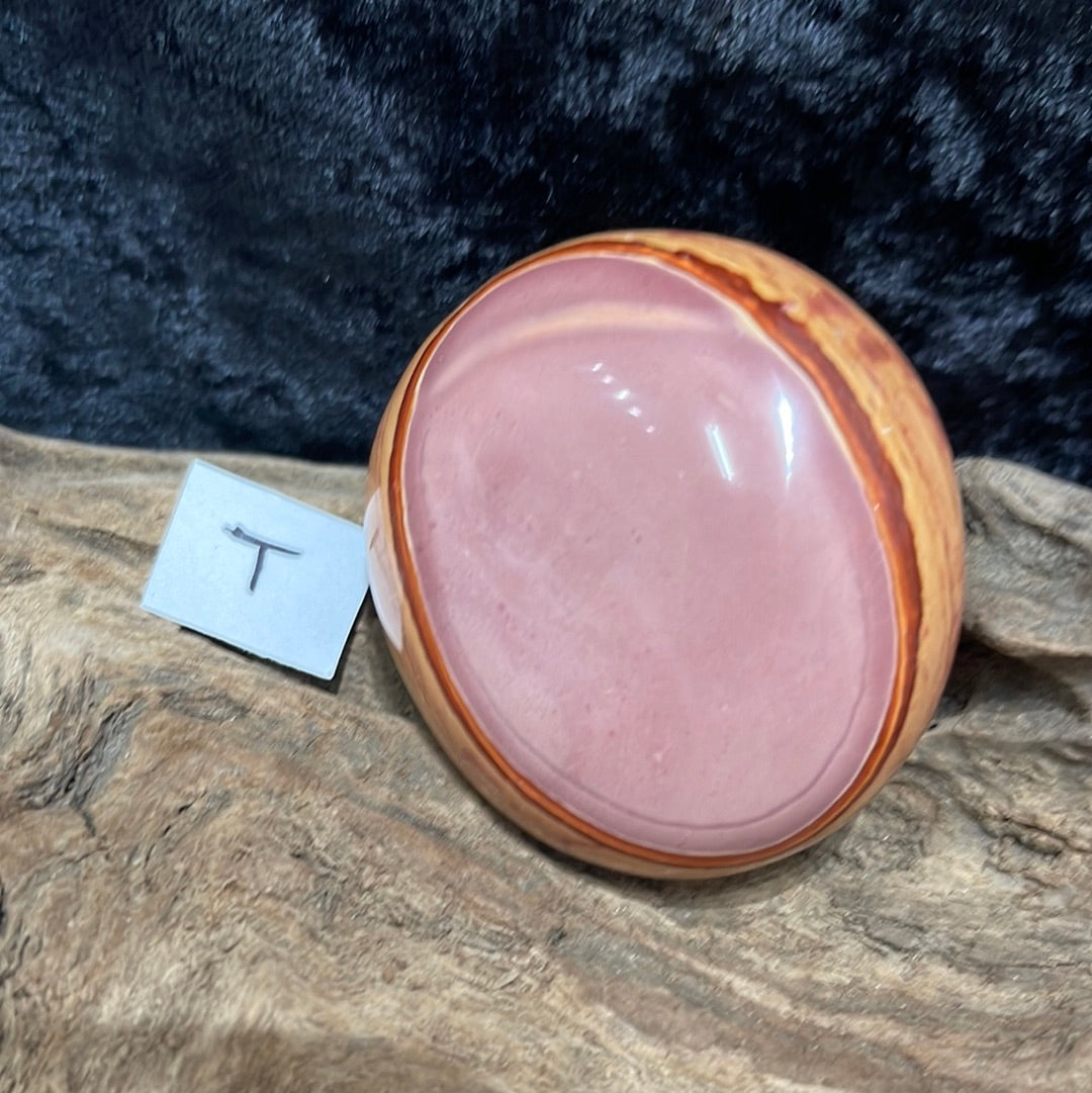 Polychrome jasper flames, shapes, palm stones