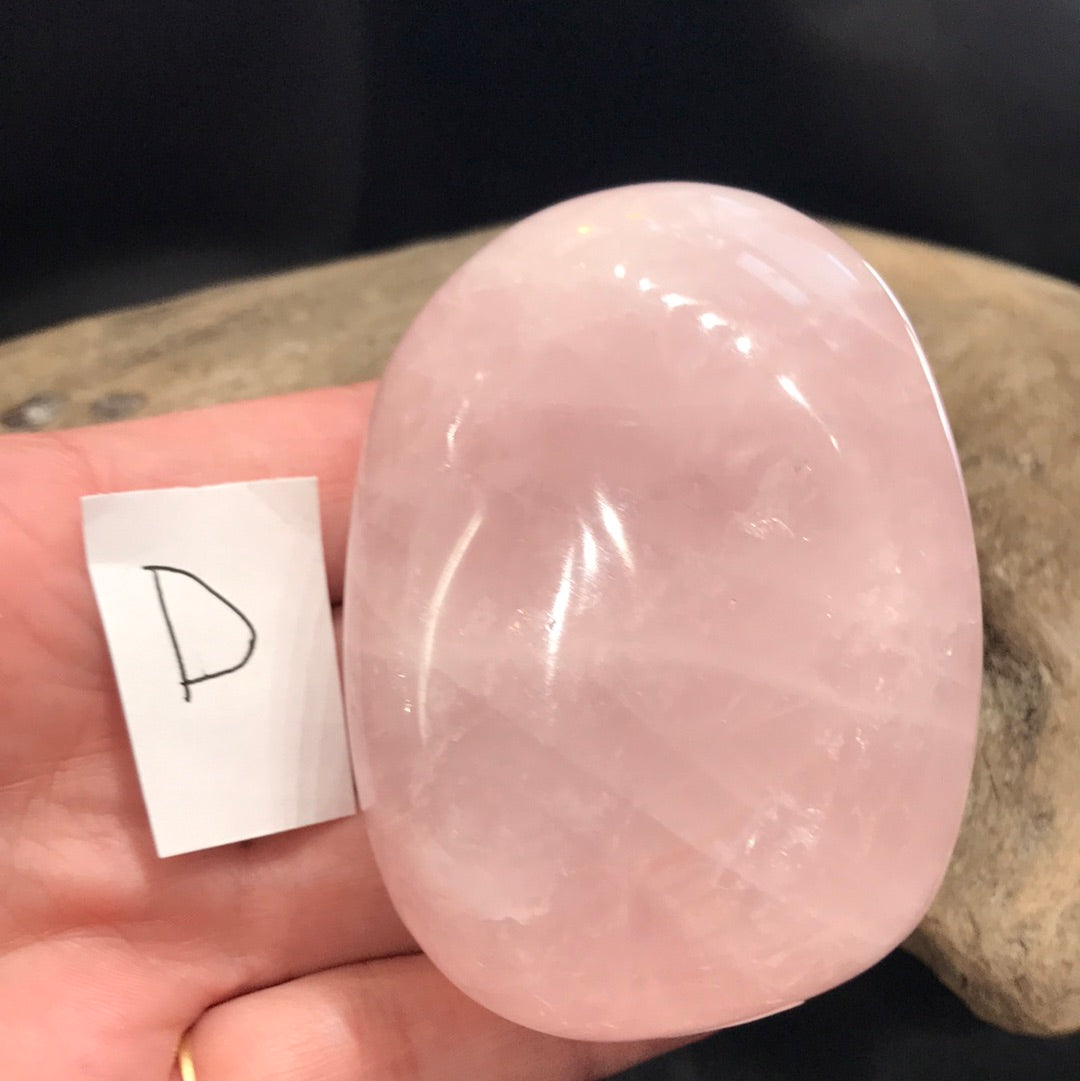Rose quartz palm stone