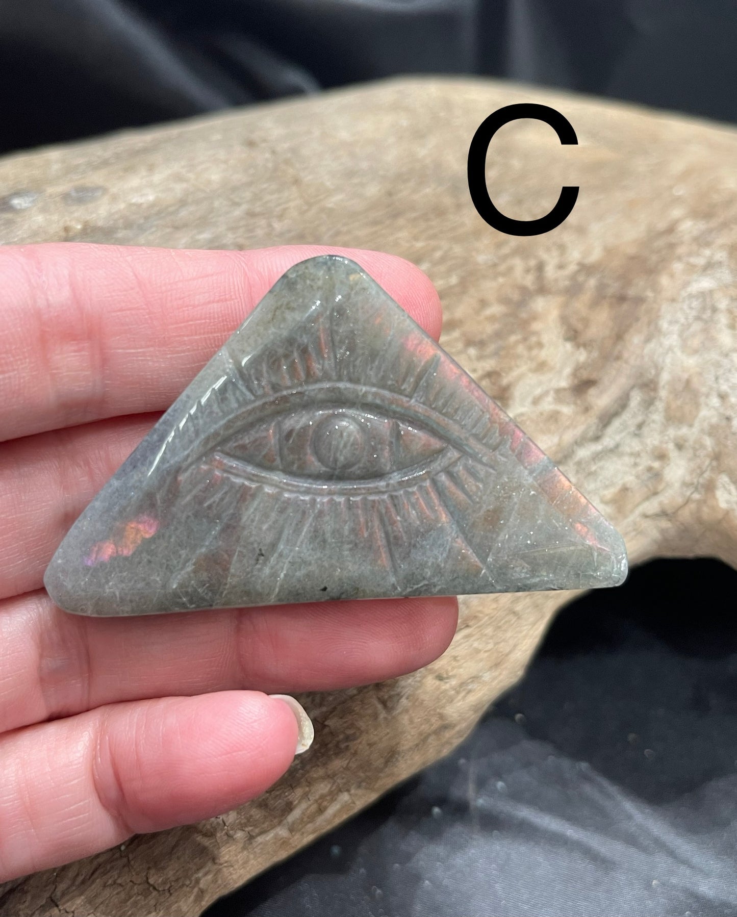 Labradorite eye