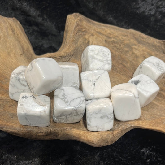 Howlite cube