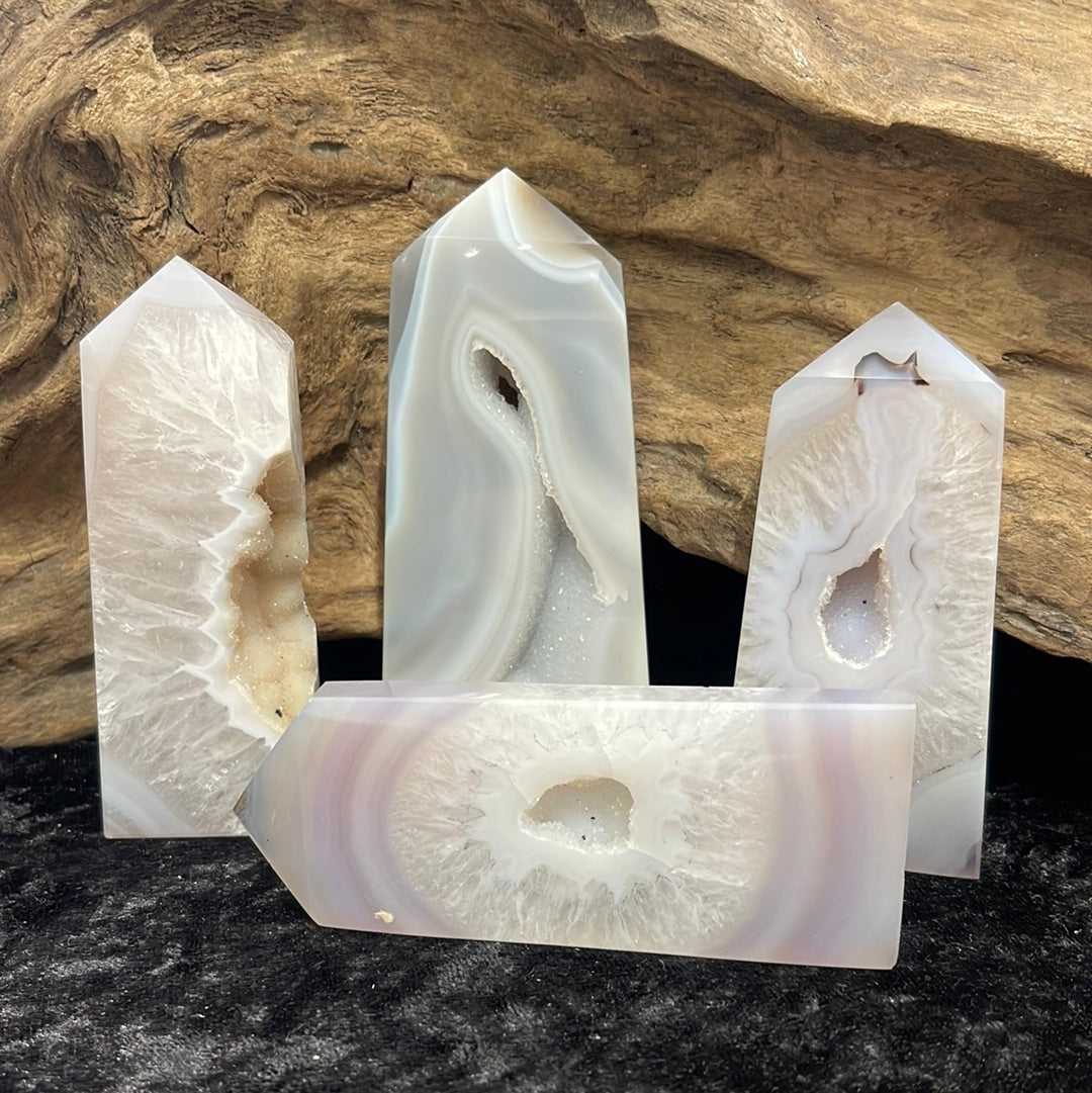 Druzy agate obelisk