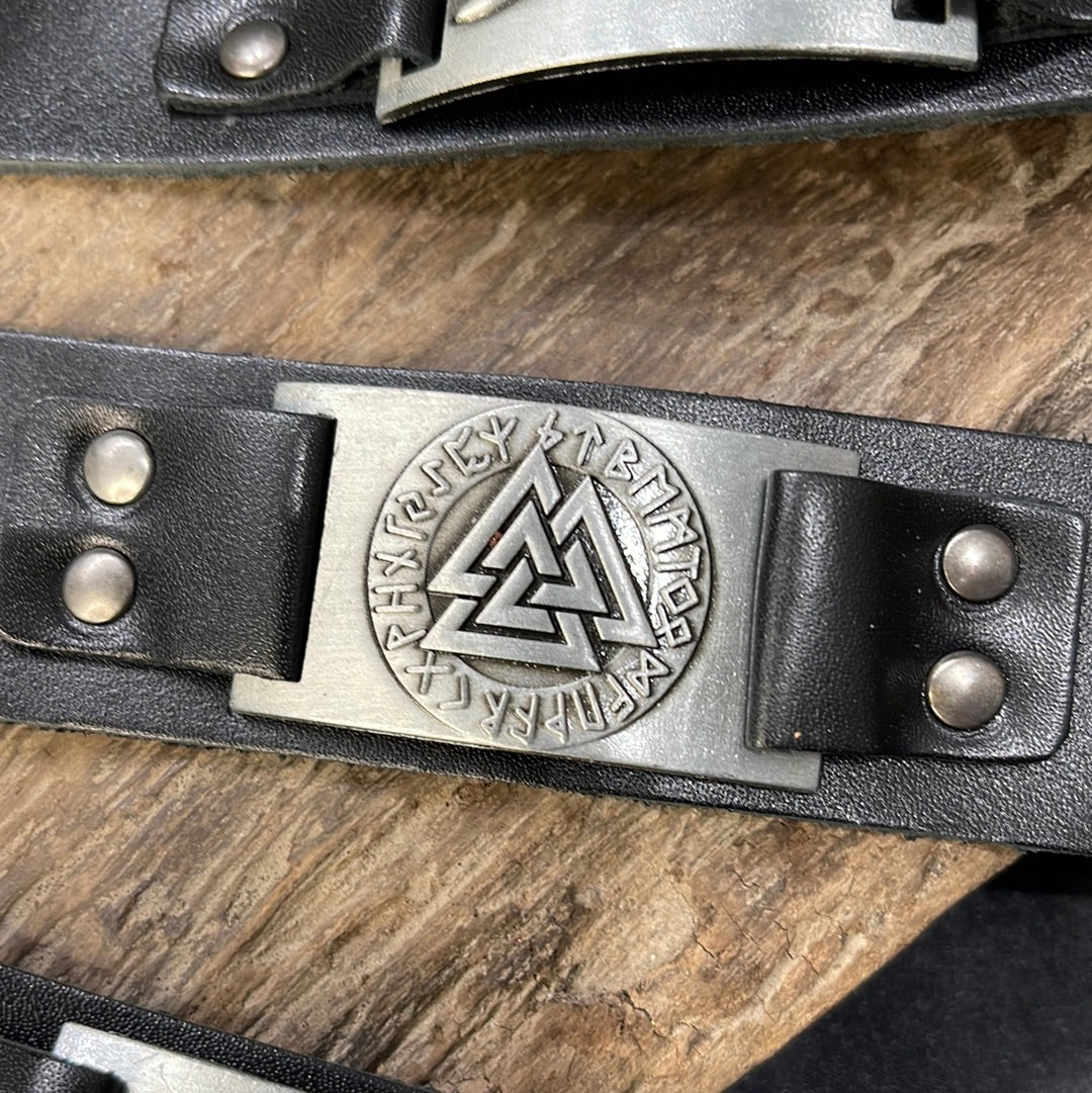 Leather snap bracelets