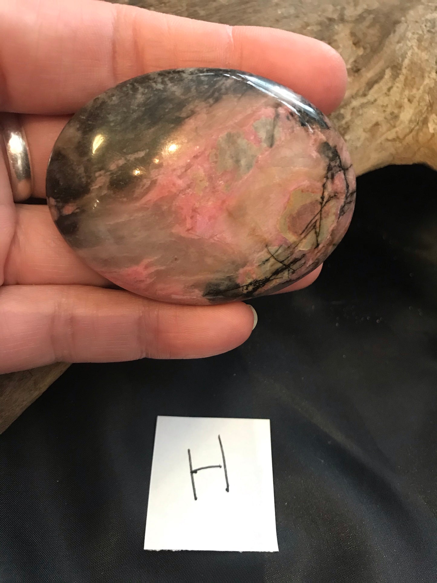 Rhodonite Palm stone