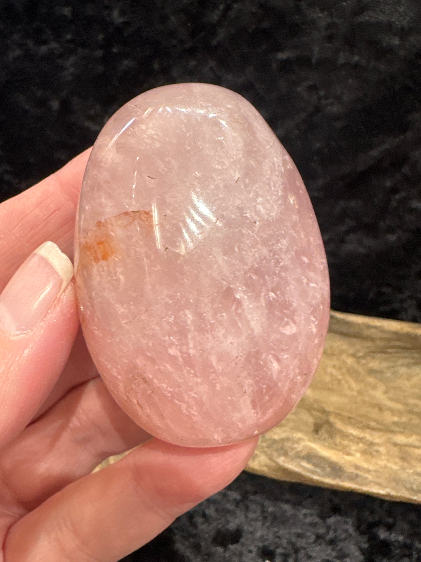 Rose quartz palm stone