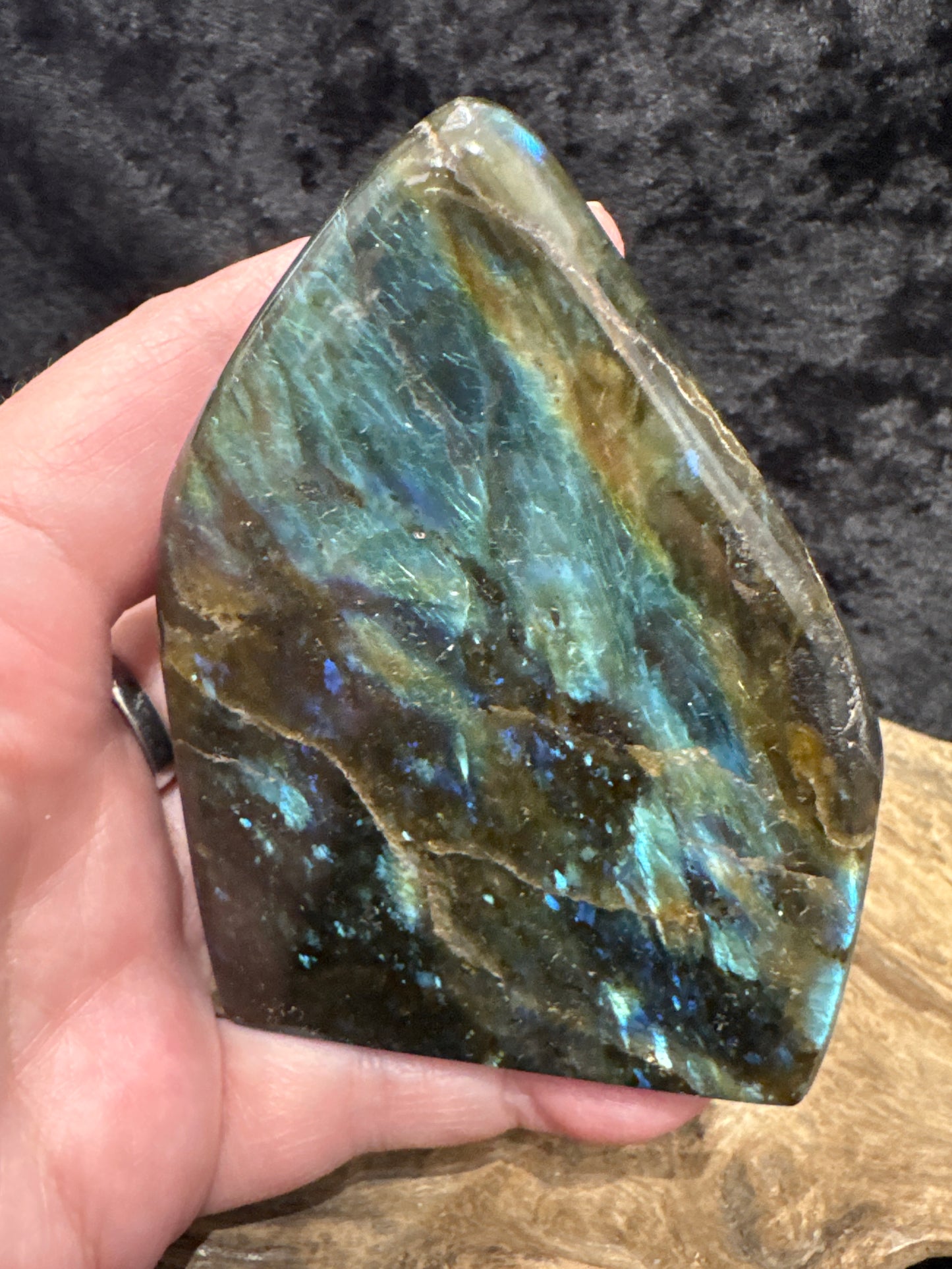 Labradorite polished free form