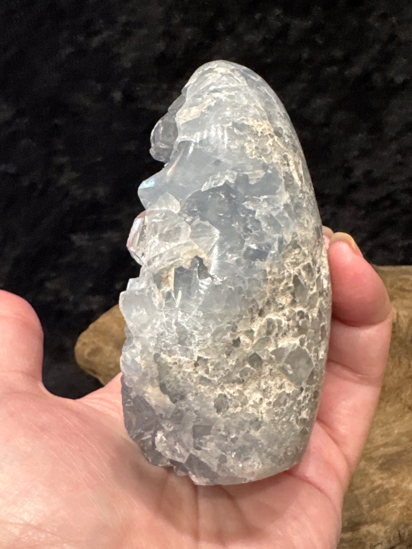 Celestite free form