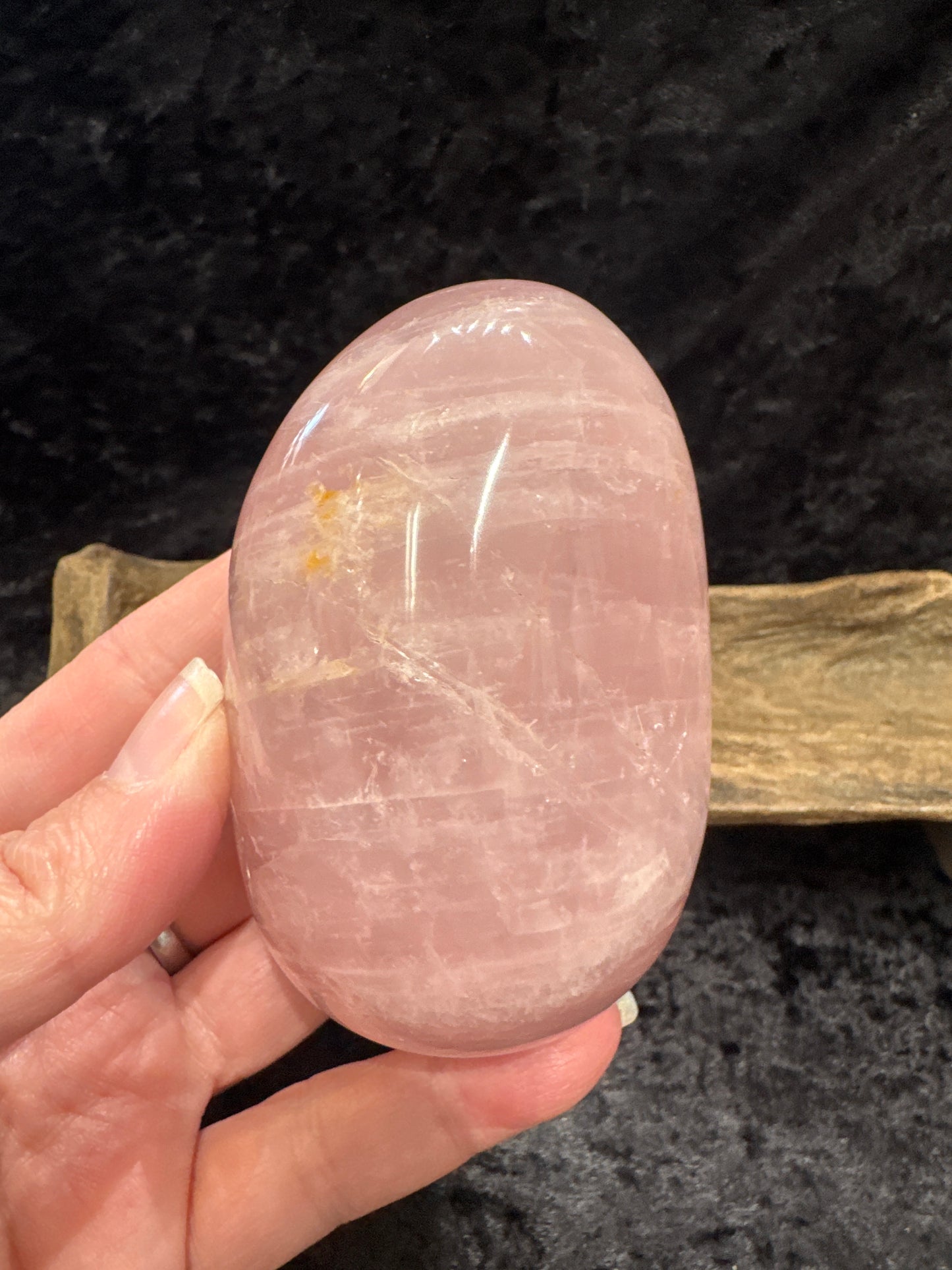 Rose quartz palm stone - large